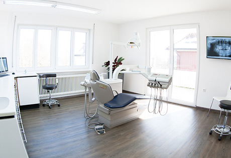 Behandlungsraum 01 Dr. Stark